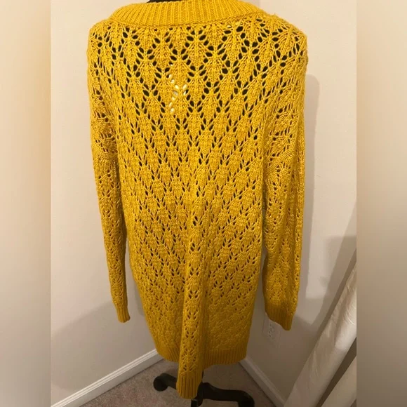 Brand New With Tags!  Lane Bryant Crochet Sweater, Yellow, Size 18/20 - Picture 3 of 3